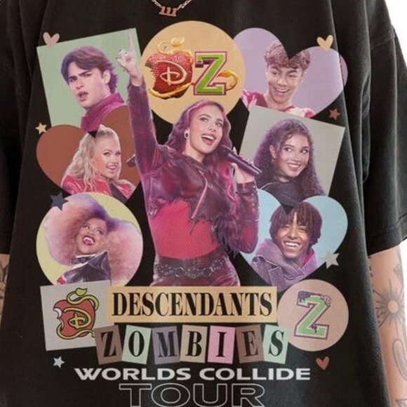 Descendants Zombies Worlds Collide Tour Matching Shirt, Disney The Rise Of Red - Picture 2 of 5